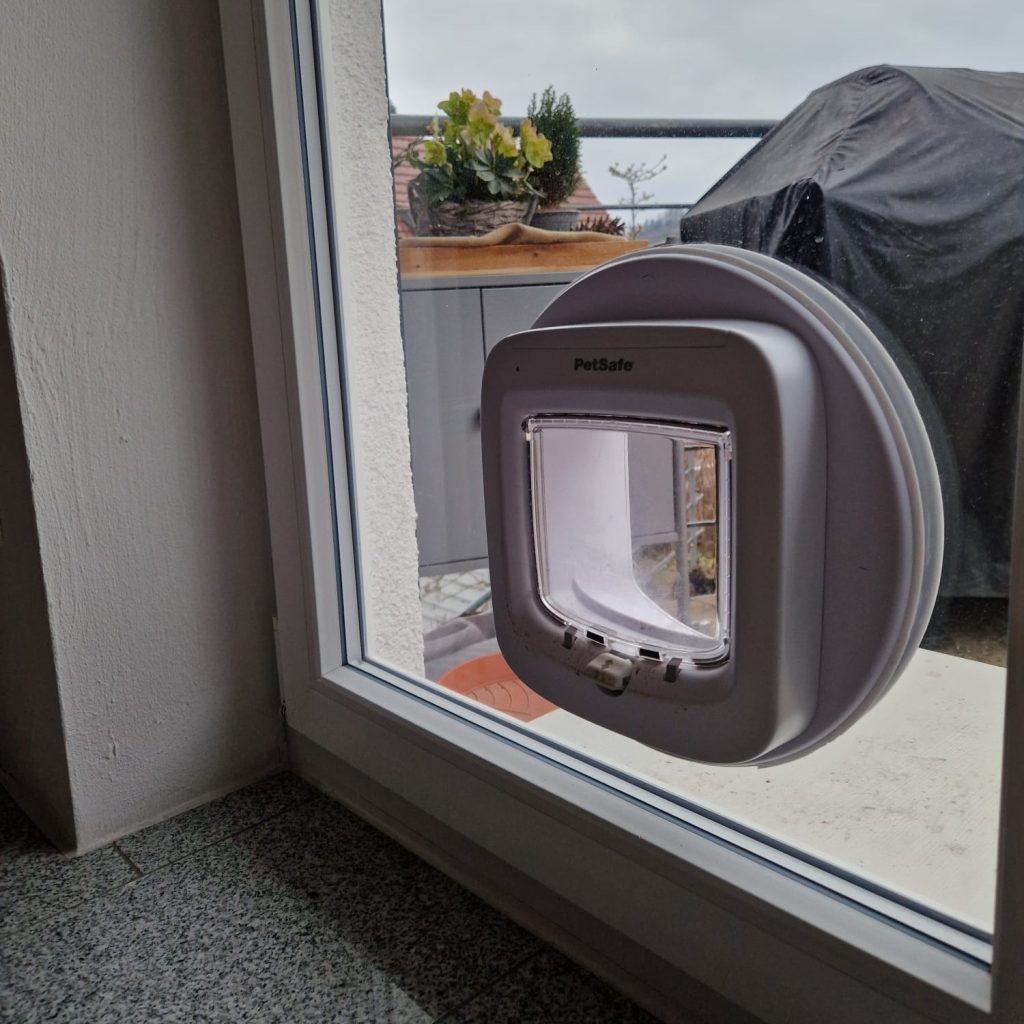 Hochwertige Katzenklappe mit Chiperkennung